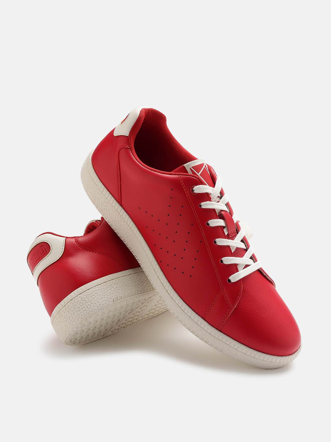 Classic Pinnacle Men Casual Lace-up Sneaker - Hummel India