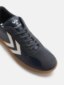 Classic Triumph Men Casual Lace-up Sneaker - Hummel India