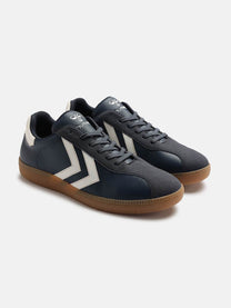 Classic Triumph Men Casual Lace-up Sneaker - Hummel India