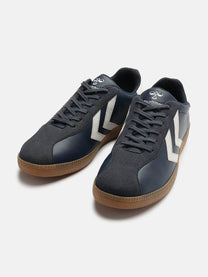 Classic Triumph Men Casual Lace-up Sneaker - Hummel India