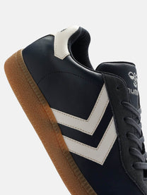 Classic Triumph Men Casual Lace-up Sneaker - Hummel India