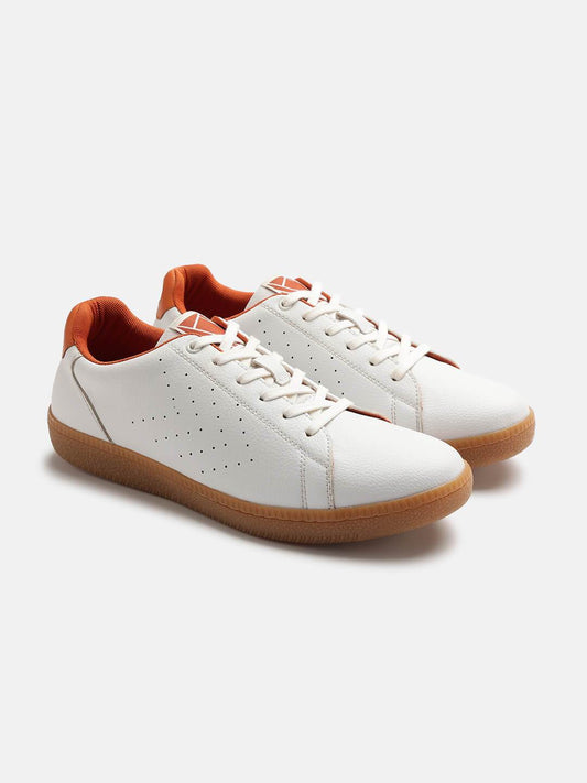 Classic Pinnacle Men Casual Lace-up Sneaker - Hummel India