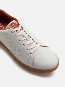 Classic Pinnacle Men Casual Lace-up Sneaker - Hummel India