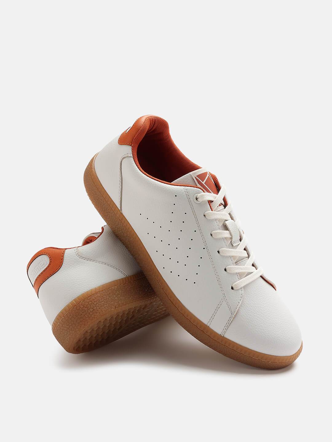 Classic Pinnacle Men Casual Lace-up Sneaker - Hummel India