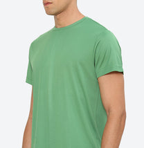 Hummel Budoc Men Polyester Green T-Shirt